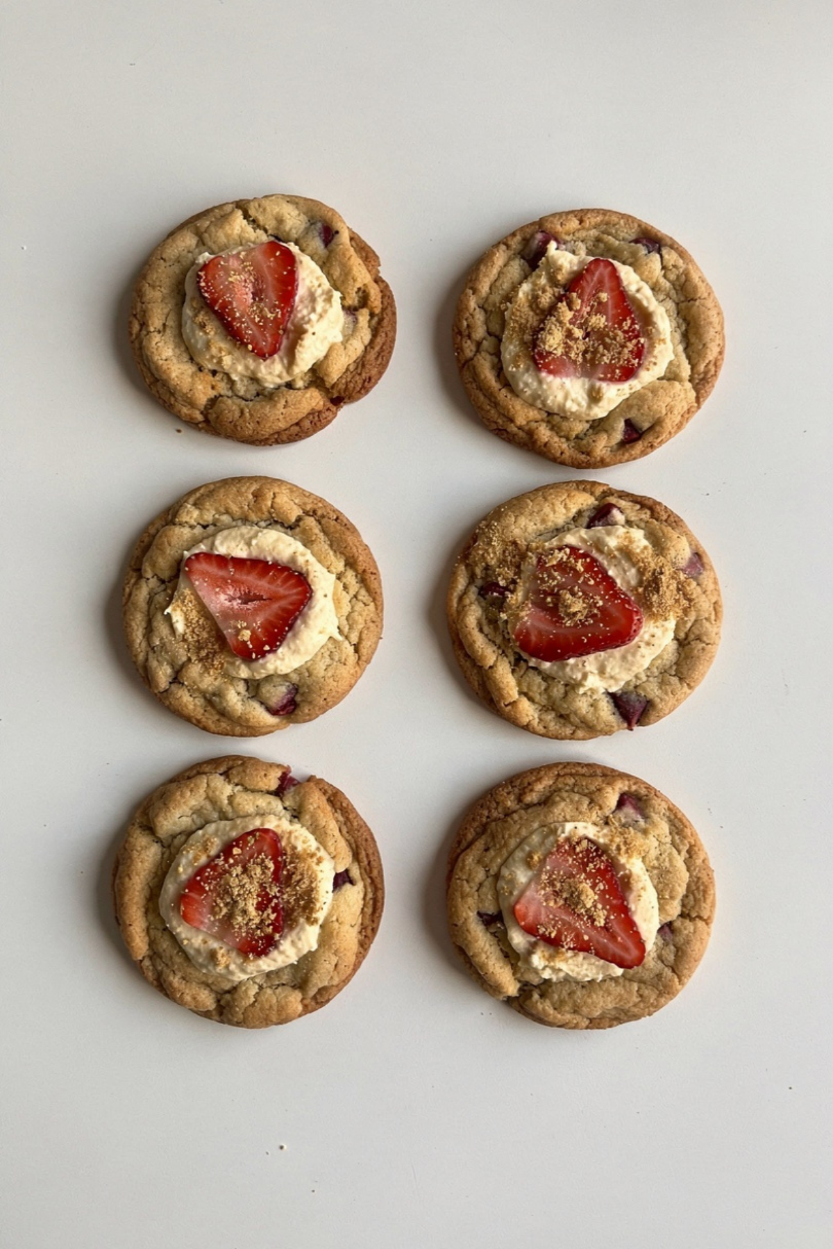 Strawberry Cheesecake Cookies
